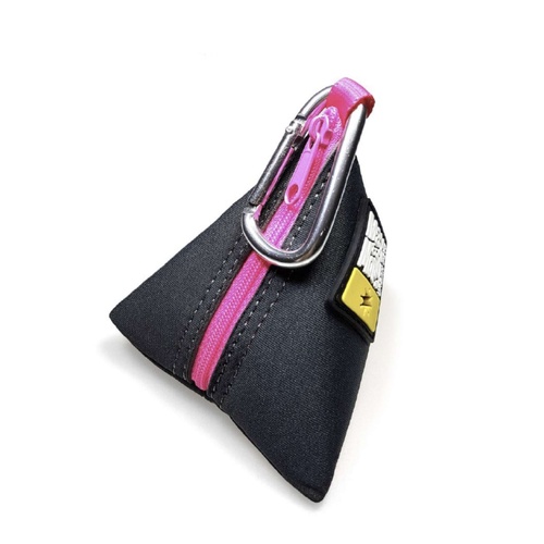 Max & Molly Neoprene Poo Bag Holder Triangle incl Carabiner Pink